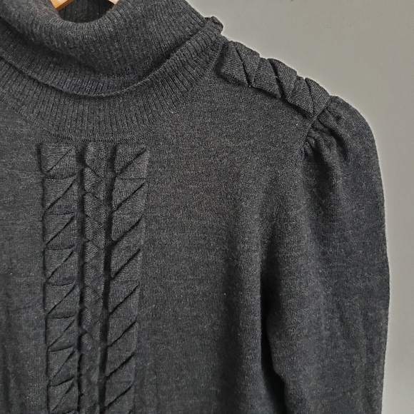 Diane von Furstenberg Wool Turtleneck Sweater Charcoal Grey Size Medium - Picture 2 of 4